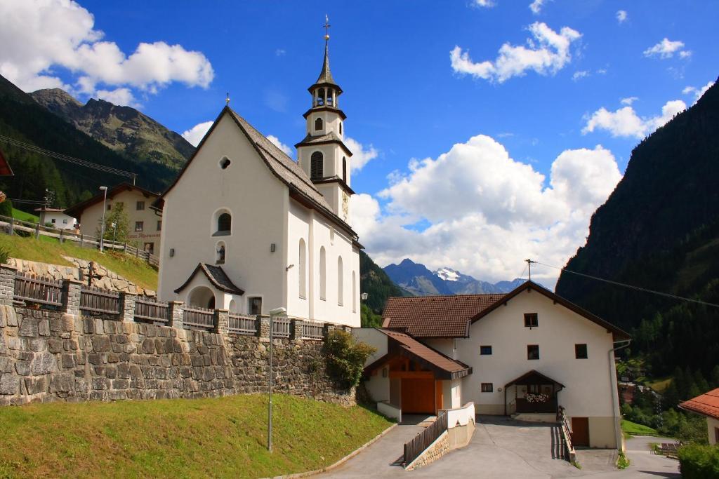 Hotel Wiese Sankt Leonhard im Pitztal Exterior foto