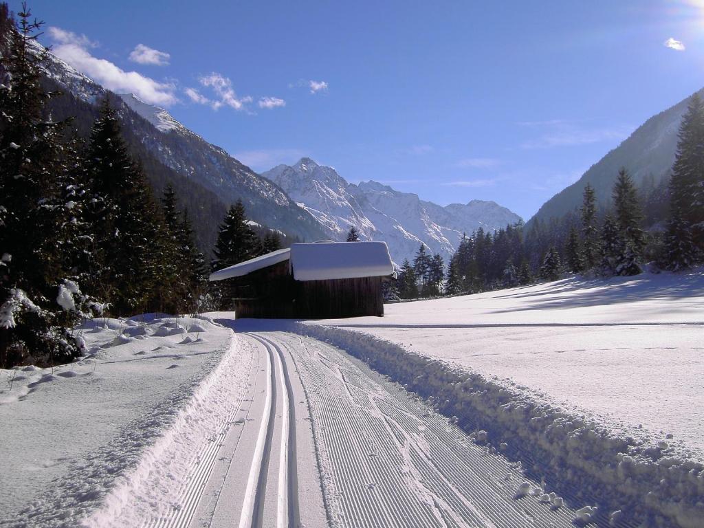 Hotel Wiese Sankt Leonhard im Pitztal Exterior foto